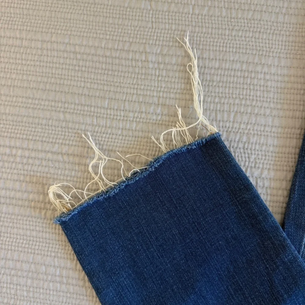 L'AGENCE High Rise Straight‎ Leg Raw Hem Jeans Dark Wash Blue Womens Size 25